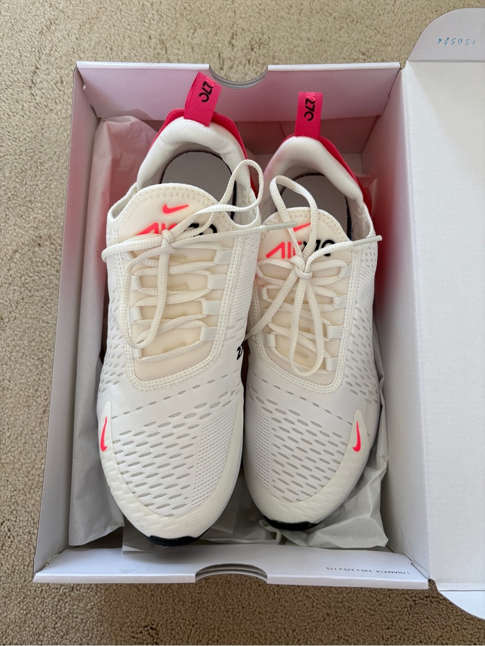 Nike Air Max 270 Cream/Hot Pink Lightweight Sneakers
